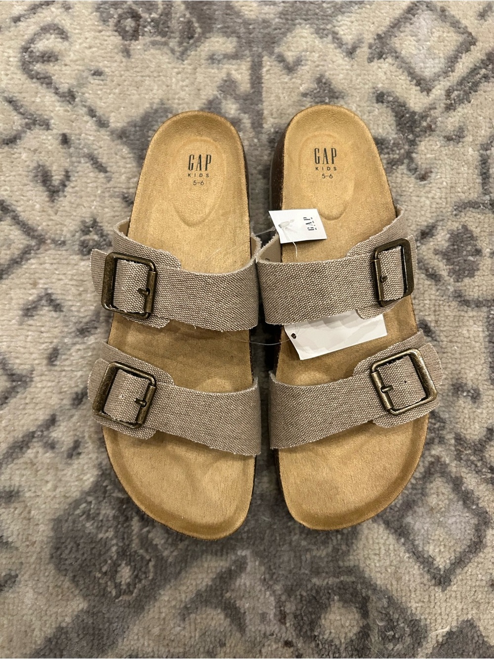 🤎 NWT! GAP Kids Taupe Tan Double Buckle Slide Sandals